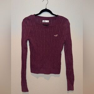 Hollister Sweater barely worn black collar